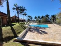 Casa com 11.300m² de Área e 1.977m² de Área Construída