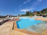 Apartamento em Condomínio