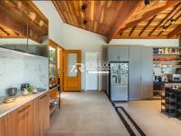 Casa em Condomínio de Alto Padrão