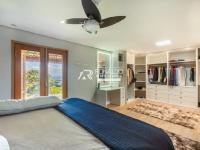 Casa em Condomínio de Alto Padrão