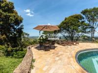 Casa em Condomínio de Alto Padrão