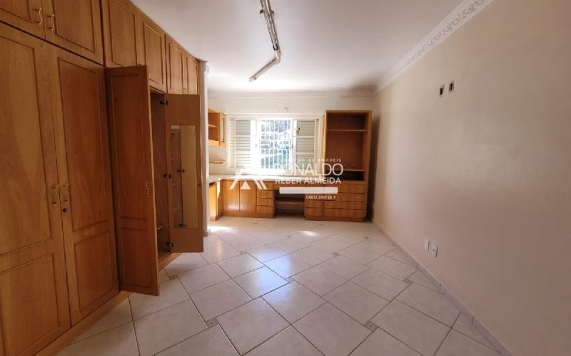 Casa com Área Comercial para Consultório ou Escritório