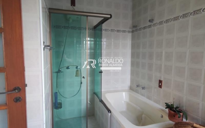 Casa 3 dormitórios sendo 1 Suíte