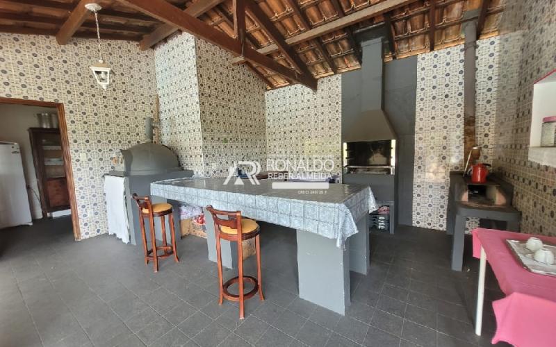 Casa- Chácara - Área Gourmet com churrasqueira - Piscina