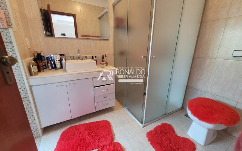 Casa 3 dormitórios sendo 1 Suíte com Hidro e Closet