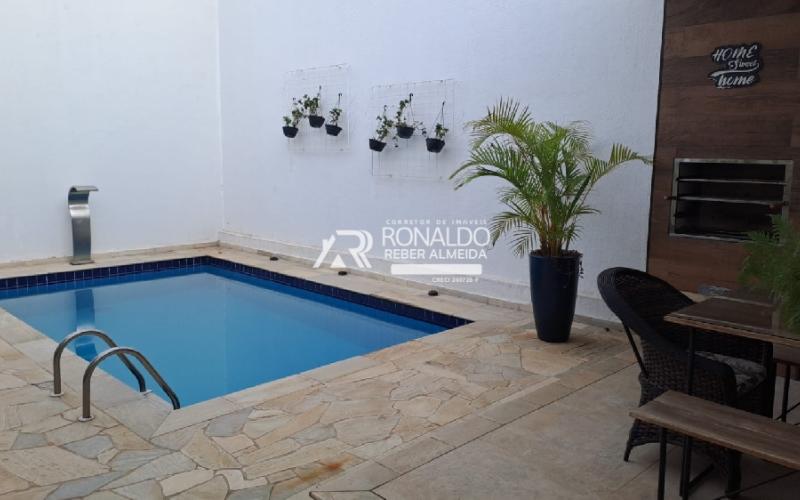 Casa Alto Padrão em Condomínio