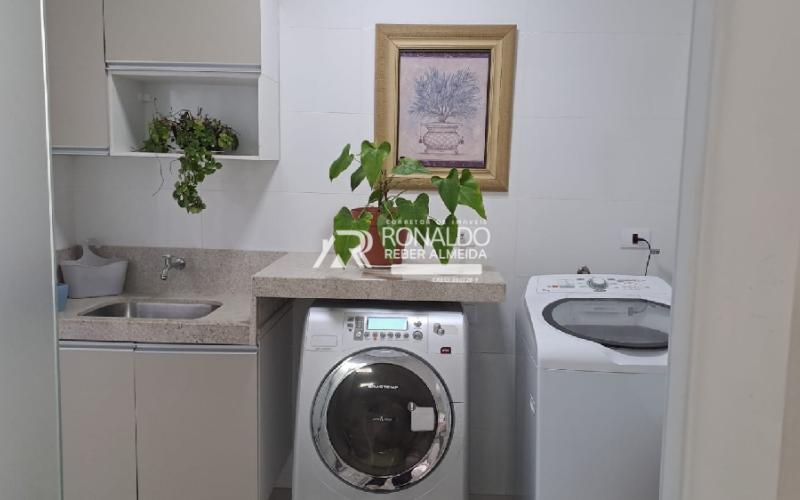 Casa Alto Padrão em Condomínio