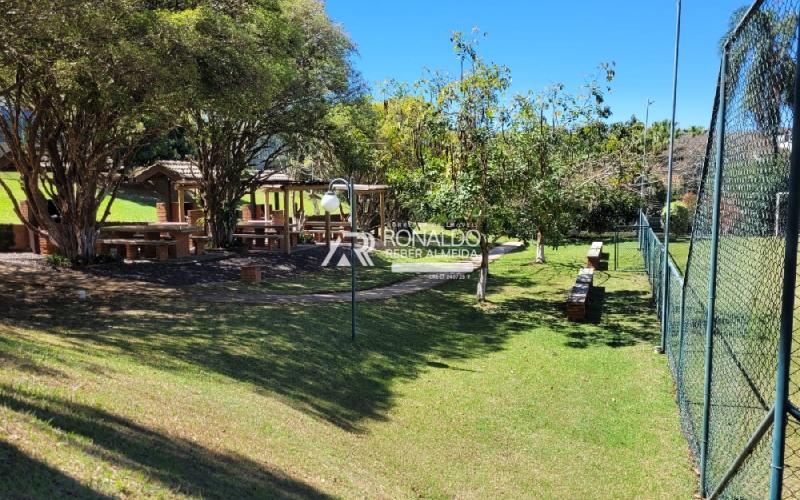 Apartamento em Condomínio