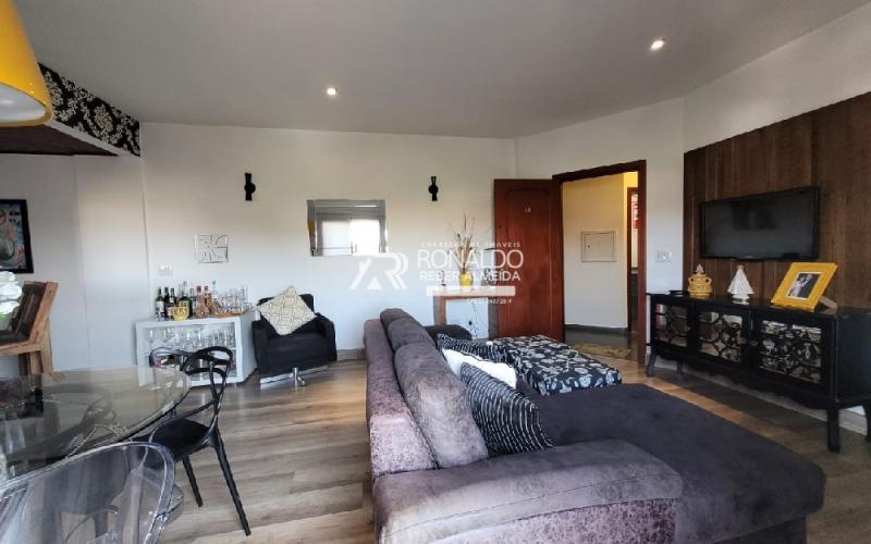 Apartamento em Condomínio