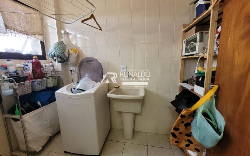Apartamento em Condomínio