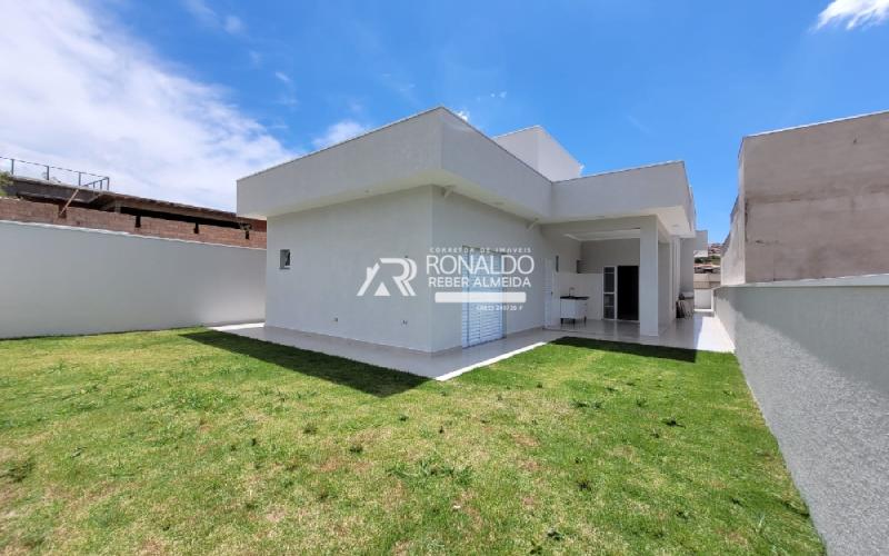 Casa Nova em bairro novo em Serra Negra/SP