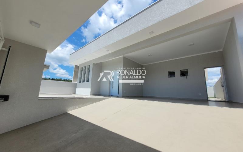 Casa Nova em bairro novo em Serra Negra/SP